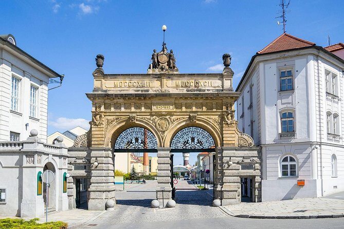 Prague-Munich One-Way Sightseeing Day Tour - Price and Value: What $326.53 Buys You (And What’s Extra)
