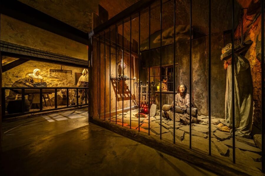 Prague: Museum of Torture Entry Ticket - The cellar atmosphere: wax figures, sound effects, and two audiovisual moments