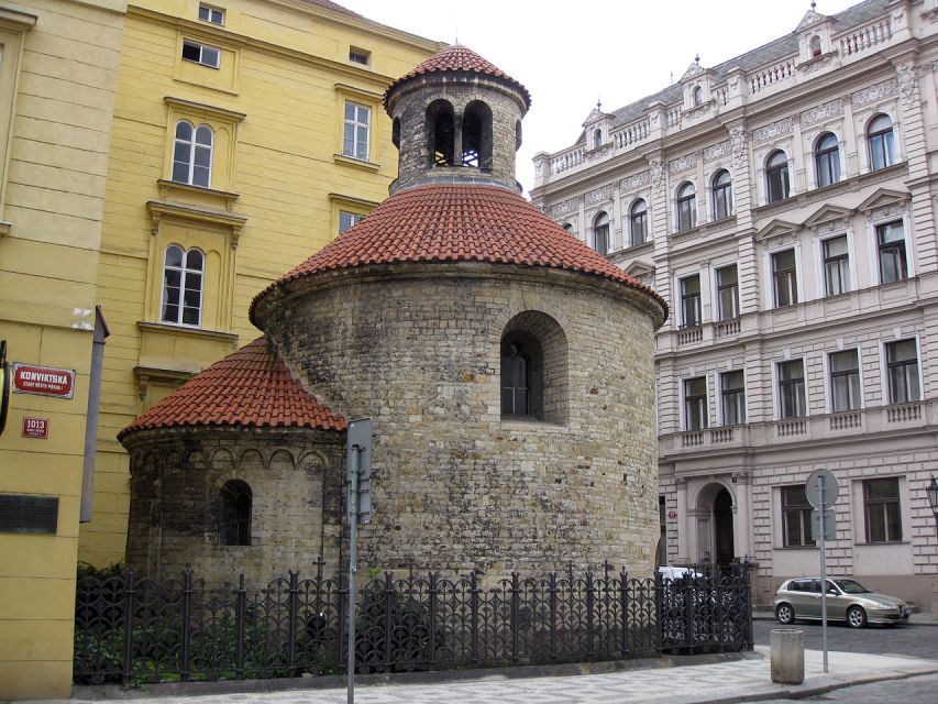 Prague: Old, New, and Jewish Towns Guided Walking Tour - Old Town Walking: Why Centuries of Change Still Show