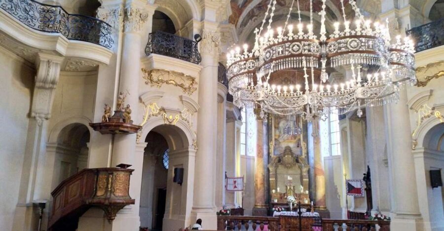 Prague: Old Town and Classical Concert Tour - The classical concert in a historic Baroque church (or palace)