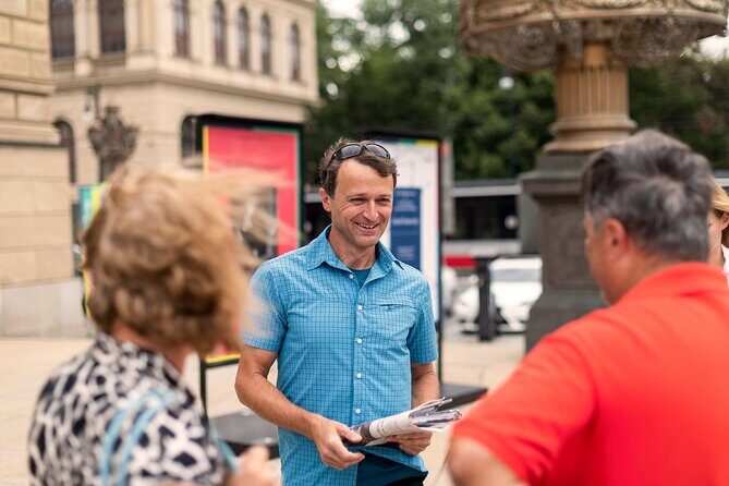 Prague Old Town and Jewish Quarter 90 minutes Guided Tour - Key highlights you’ll care about