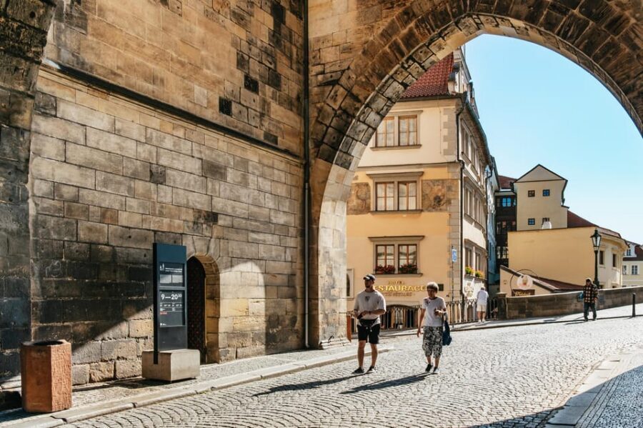 Prague: Old Town, Astronomical Clock and Underground Tour - Josefov: Jewish Quarter context without speeding past it