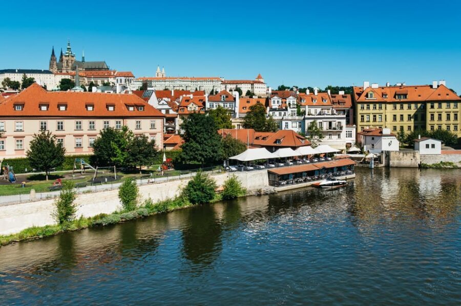 Prague: Old Town, Astronomical Clock and Underground Tour - Old Town Hall tower: panoramic views and the climb