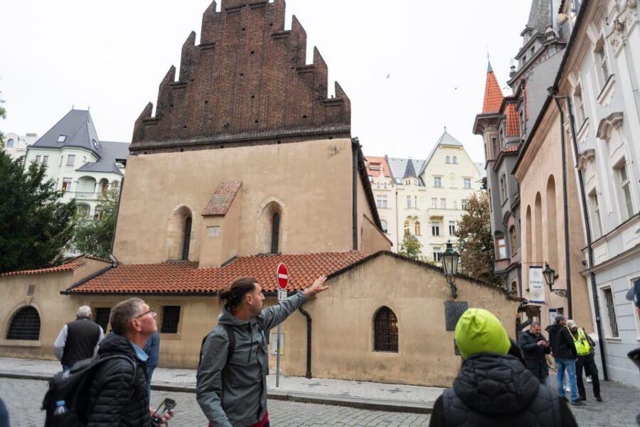 Prague: Old Town, Jewish Quarter & Astro Clock Walking Tour - Price and Logistics: Why $22 Is a Solid Deal