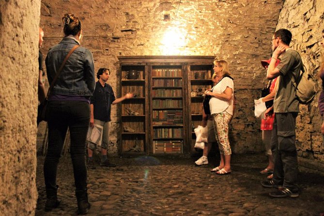 Prague Old Town, Medieval Underground and Dungeon Historical Tour - Key things I’d watch for before you go