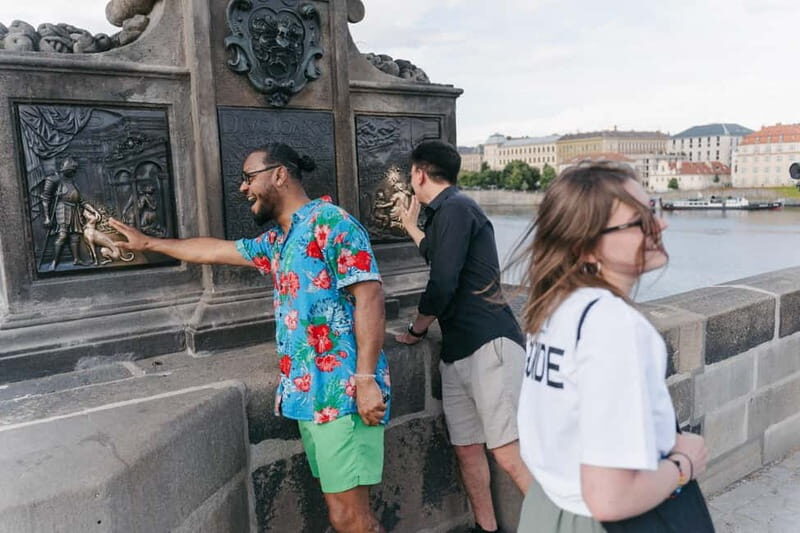 Prague: Old Town, Prague Castle & River Cruise Day Tour - Price and what you’re actually paying for