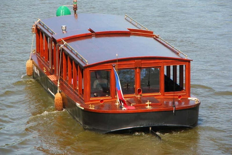 Prague: Old Town, Prague Castle & River Cruise Day Tour - A Three-Part Day in Prague: Bridge, Boat, Castle