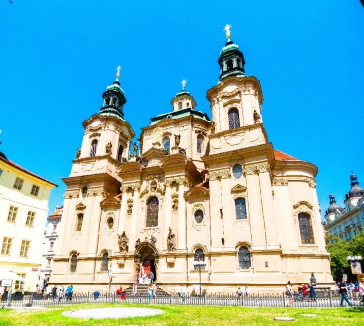 Prague: Old Town Square and Astronomical Clock Audio Guide - Should you book this Old Town Square and Astronomical Clock audio guide?