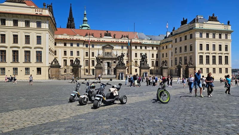 Prague: Panoramic Viewpoints Guided Electric Tricycle Tour - Bridges Parade Viewpoint: The 6-Bridge Panoramic Moment