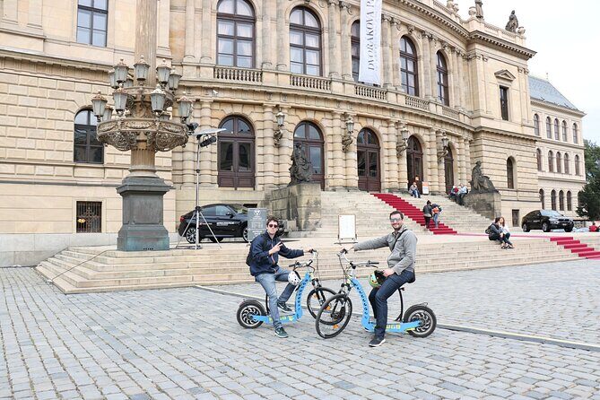 Prague Panoramic Views e-bike and e-Scooter guided Tour - Stops 9 and 10: Charles Bridge, then Staroměstské náměstí