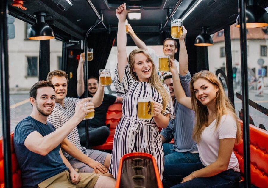 Prague: Party Beer Bus - Price and value for a group up to 15