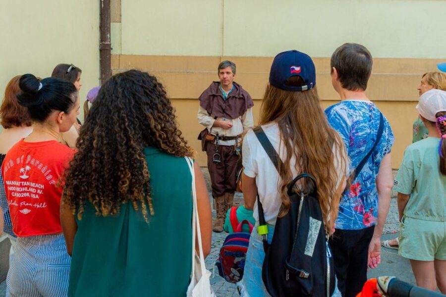 Prague: Plague Doctor Old Town History Walking Tour - What you actually learn: bubonic plague, PPE, and A. Schamsky