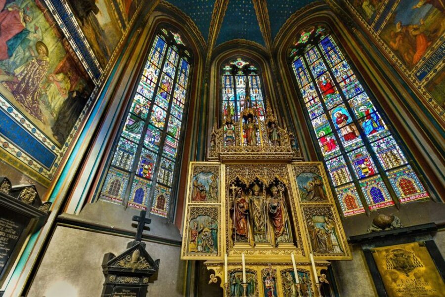 Prague: Prague Castle and Lobkowicz Palace Entry Tickets - Price and Value: Why This Combo Works for Most People