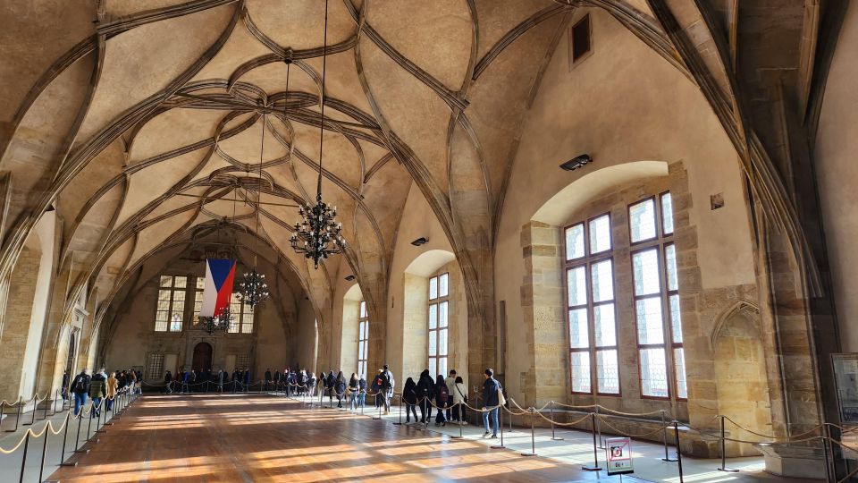 Prague: Prague Castle Private Walking Tour - Why Prague Castle Feels Different With a Guide
