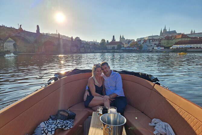 Prague Private Boat Tour - 2 Hours - Karlín and Zdymadlo Štvanice: locks, calm motion, and Prague’s inner mechanics