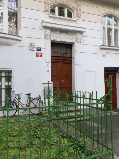 Prague: Private Prague Art Nouveau and Cubism Tour - Three Cubist Houses: the style you can’t fake