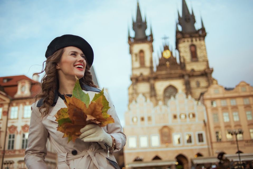 Prague: Professional Photoshoot in the Old Town - Meeting outside Prague’s Hard Rock Cafe: find your photographer and relax