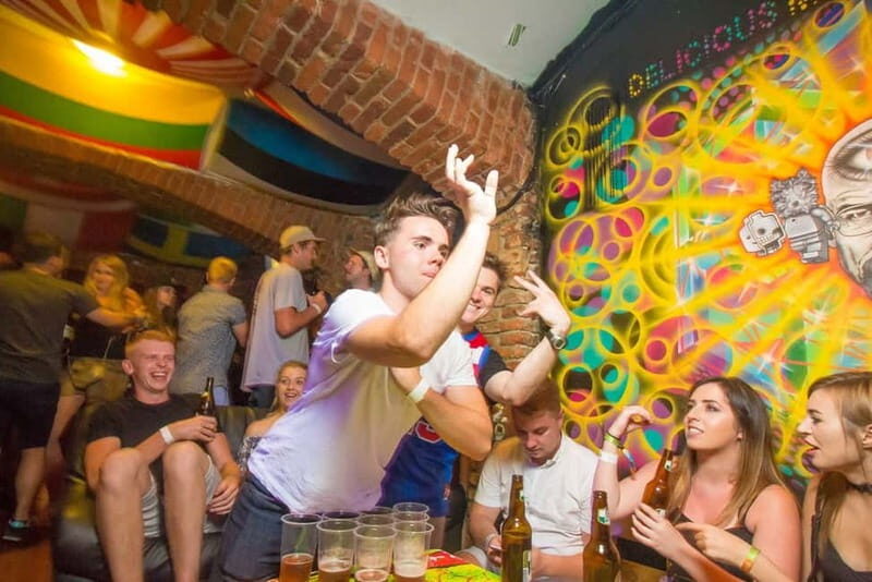 Prague: Pub Crawl with 2-Hour Open Bar at Drunken Monkey - VIP club entrance: Nice perk, real-world door rules
