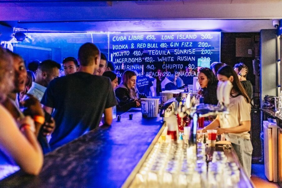 Prague: Pub Crawl with Unlimited Drinks & 5-floor Club Entry - The Middle Stops: 3–4 Venues, Welcome Shots, and Different Night Styles