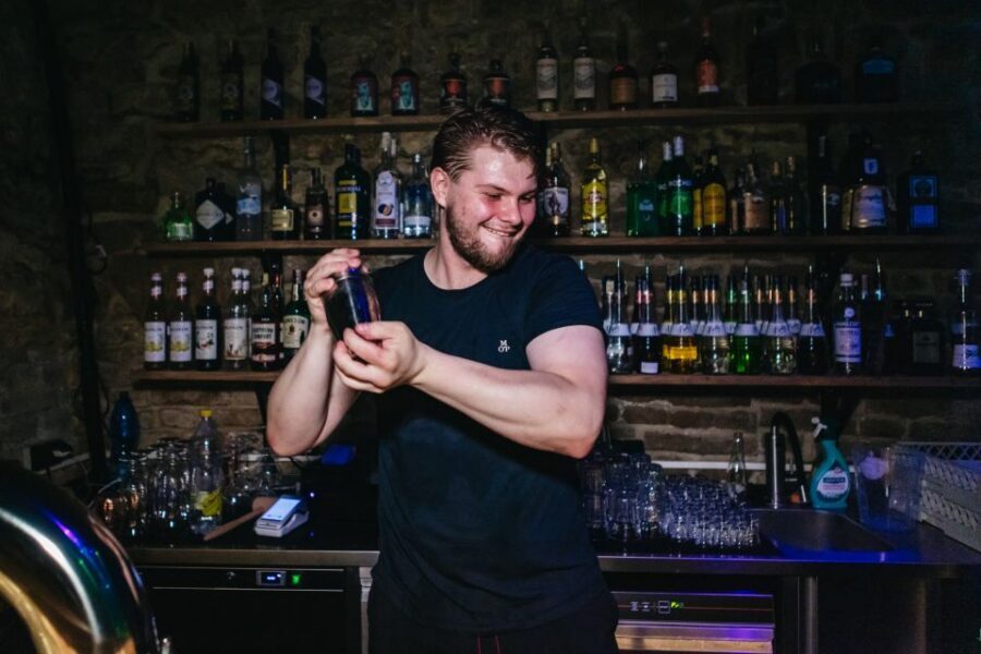 Prague: Pub Crawl with Unlimited Drinks & 5-floor Club Entry - Practical Tips That Keep the Night Fun (Not Chaotic)