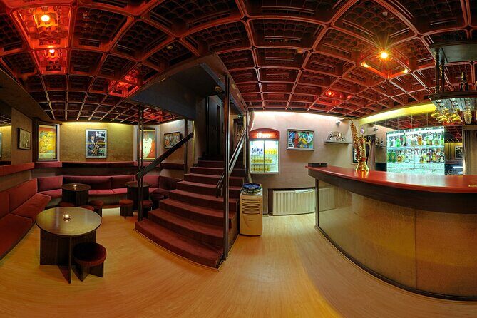 Prague Reduta Jazz Club with Concert Ticket - Tonight’s rhythm: pacing, sets, and intermissions