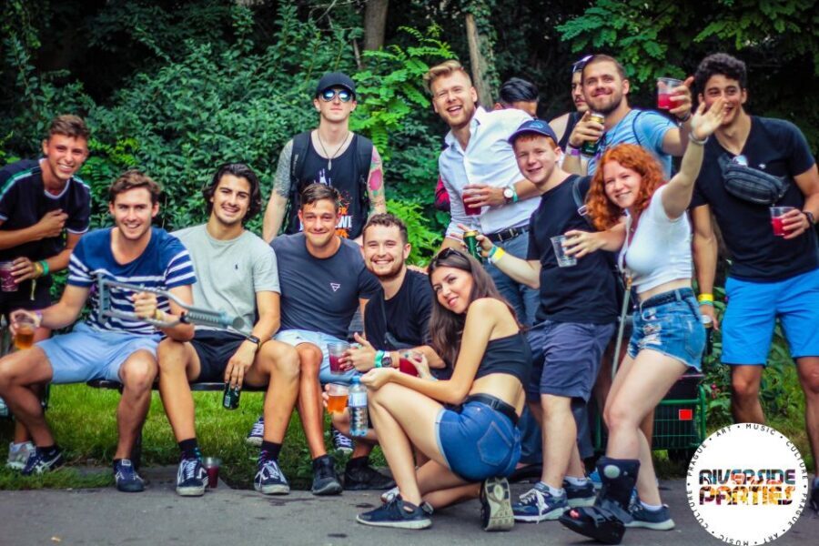 Prague Riverside Parties Tour - Dinner by the Water Near Charles Bridge (Australian Meat or Vegetarian Pies)