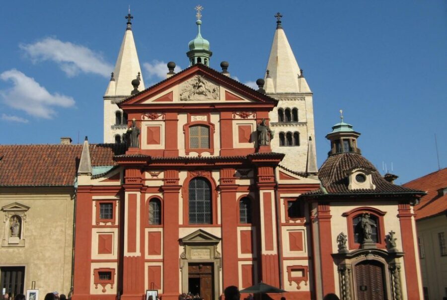 Prague Royal Castle, St Vitus, Golden Lane Tour with Tickets - St. Nicholas Church Option (4 Hours): Baroque Detail You Can Actually See