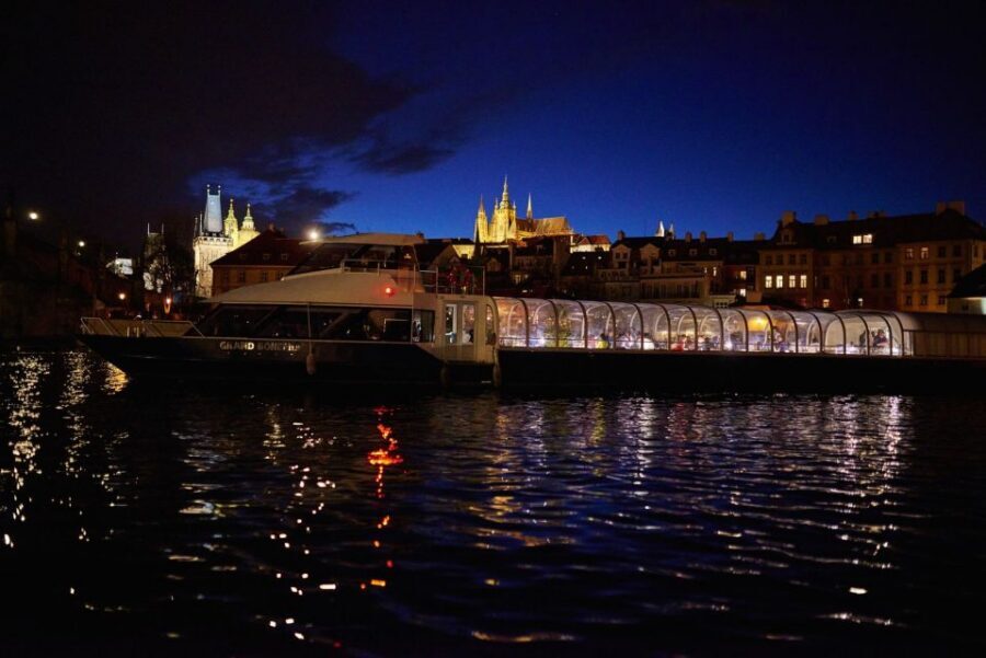 Prague: Sightseeing Dinner Cruise on Open-Top Glass Boat - The Route and Sights: What You See Along the Vltava at Night