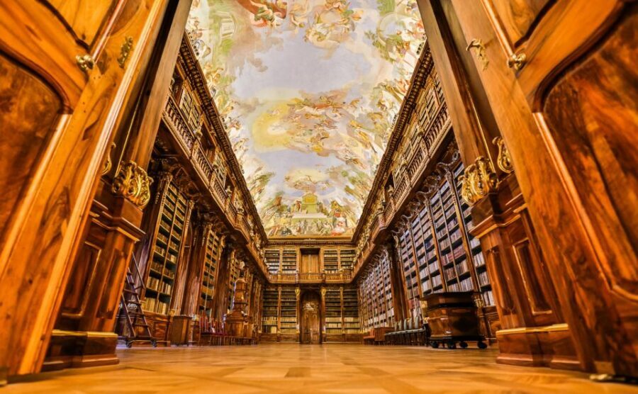 Prague: Skip-the-line Strahov Monastery and Library Tour - Strahov Monastery: the building that survived repeated conflicts