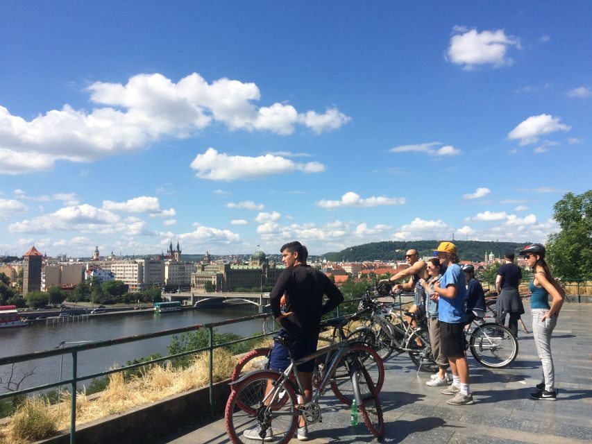 Prague: Stunning Viewpoints, Castle, City & Park Bike Tour - Key things that make this bike tour worth your time