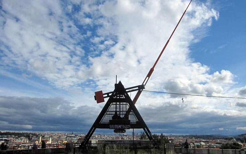 Prague: Stunning Viewpoints, Castle, City & Park Bike Tour - Getting oriented in Prague, starting near Old Town