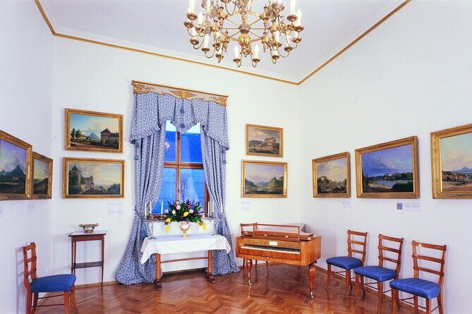 Prague Super Saver: Lobkowicz Palace Concert plus Lobkowicz Palace Museum Entrance Ticket - Practical tips for Prague Castle: avoid the most common time traps