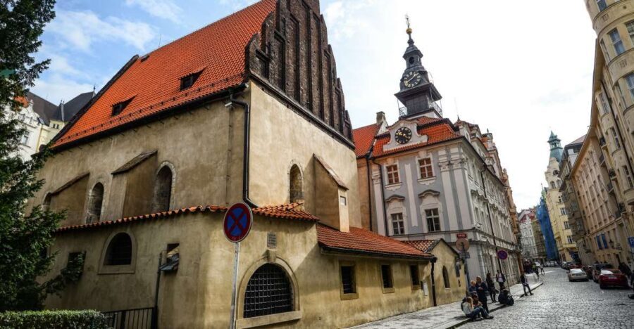 Prague: Synagogues and Jewish Quarter Private Walking Tour - Cost and value: what $199 per group really covers