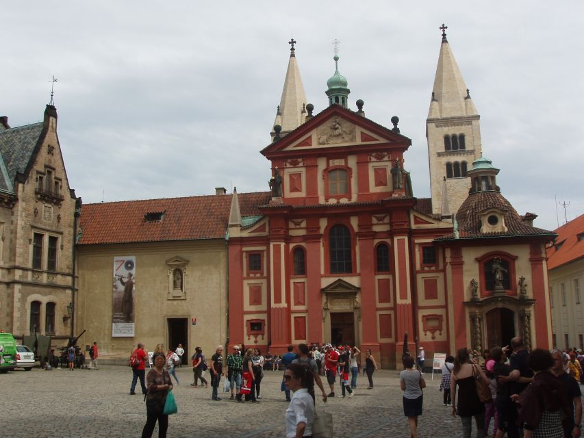 Prague: Tailored Sightseeing Tour in French - What the 2-hour route is really like on foot