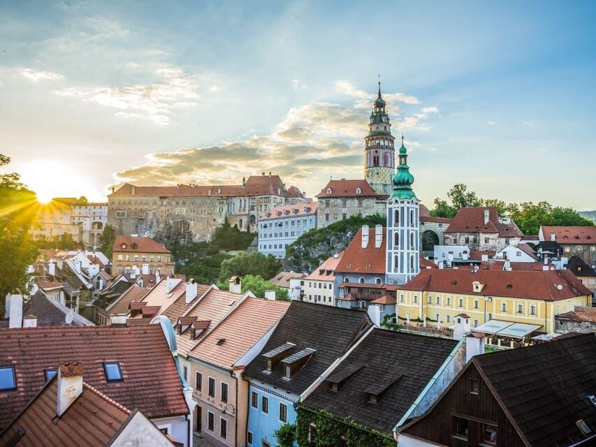Prague: Transfer to Vienna via fabulous Cesky Krumlov - The guide makes a difference: Jaroslav (Jay) and how the day runs