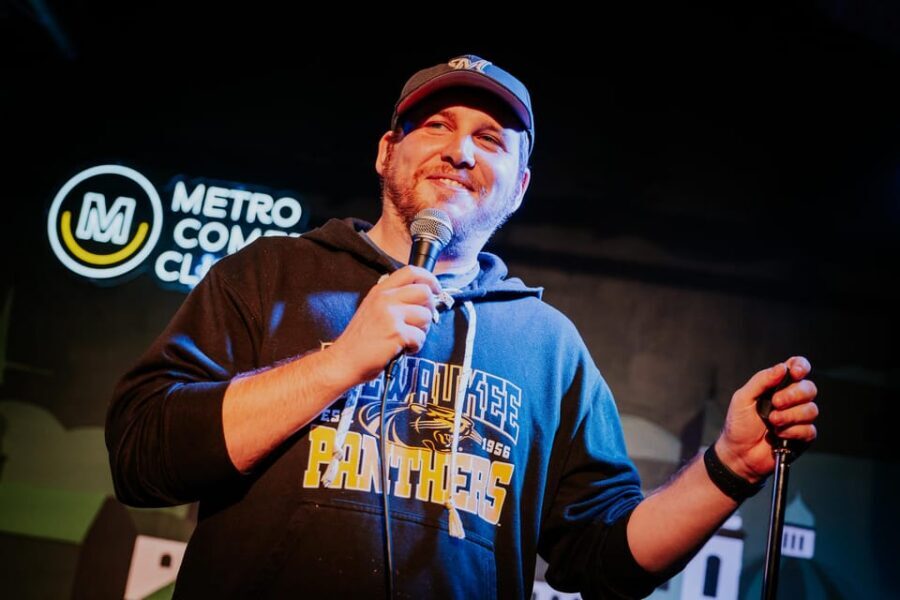 Prague: Tuesday Stand-Up Comedy in English - Tuesday Stand-Up at Metro Comedy Club: Location That Makes It Easy