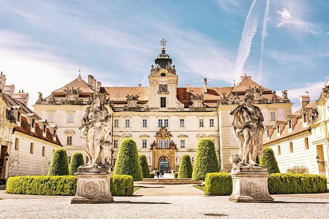 Prague-Vienna One-Way Sightseeing Day Tour - Lednice Palace gardens: why the Minaret is worth the effort