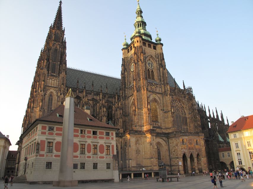 Prague: Vintage Car Ride and Walking Tour - What the Czech Guide Adds (When the Stories Land)