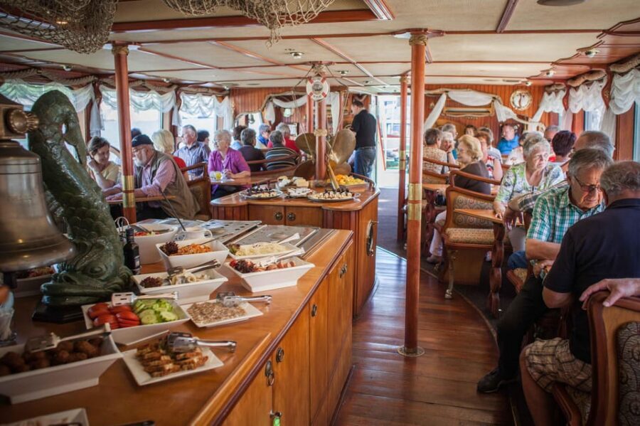 Prague: Vltava River Evening Dinner Cruise - Who this cruise suits (and who should skip it)
