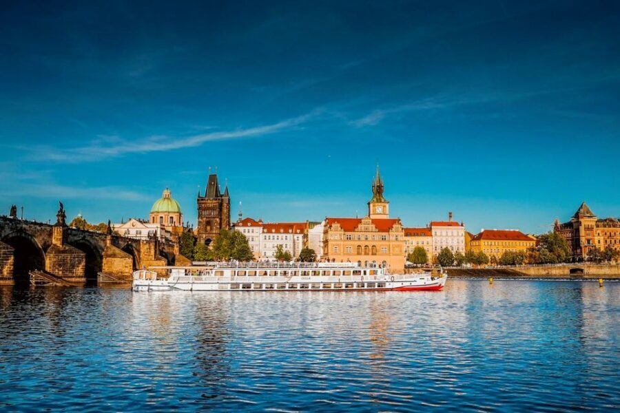 Prague: Vltava River Night Cruise with Buffet - Dancing House and the Prague Castle photo moment