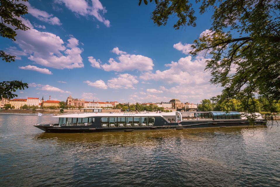 Prague: Vltava River Sightseeing Cruise - Practical details that affect your day