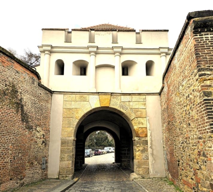 Prague: Vyšehrad Audio Guide with Optional Basilica Ticket - Basilica of St. Peter and Paul: When the Ticket Option Helps