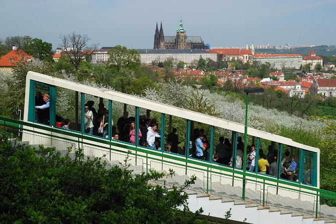 Prague Walking Tour Following in Mozart's Footsteps - Staroměstské náměstí and Hradčany: How the City Shapes the Story