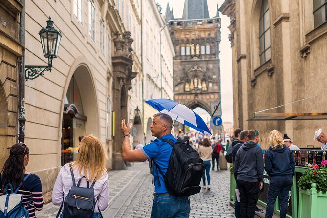 Prague Walking Tour with River Boat Cruise and Lunch - 6 hours - Meeting at Old Town Square (9:50 AM) and Figuring Out What You’re Looking At