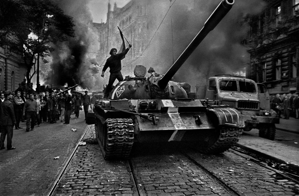 Prague: World War II and Communist History Tour - WWII in Prague: Nazi Rule, Resistance, and the Assassination Site