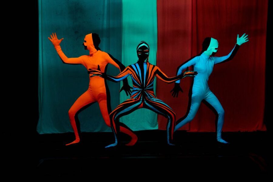 Prague: WOW Show Black Light Theater - Viewing Without Spoken Language: Non-Verbal Fun That Works