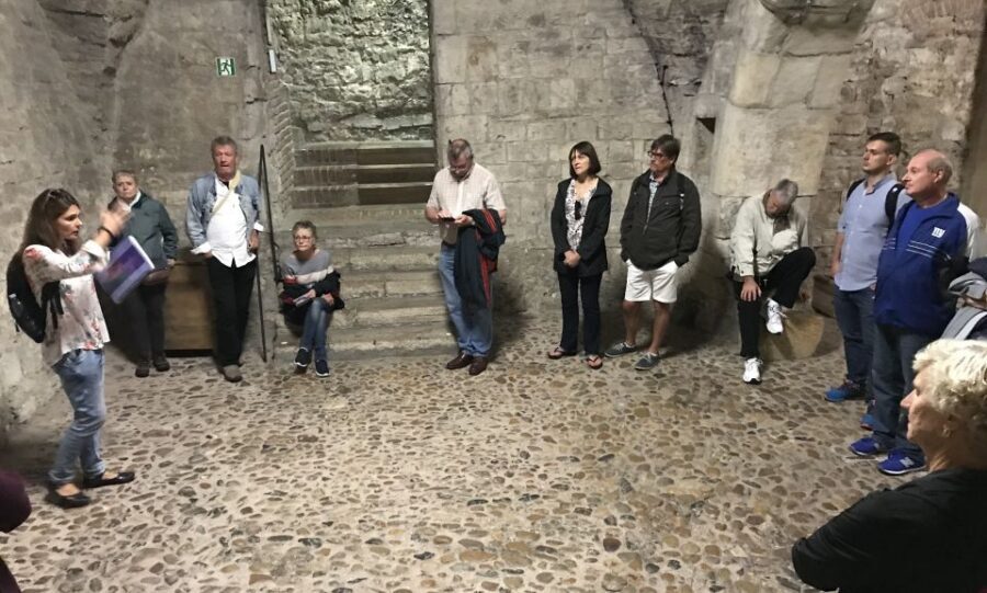 Prague: WWII Guided Tour & The Crypt of Operation Anthropoid - WWII in Prague, mapped to real places under your feet