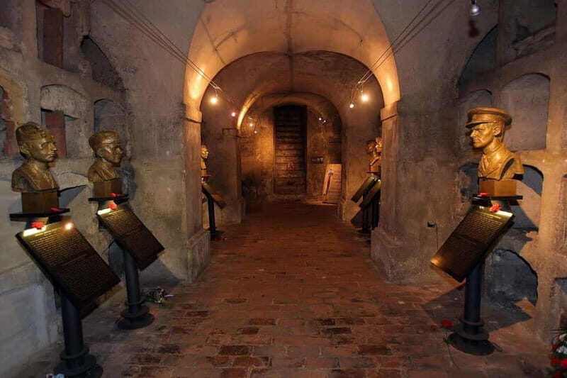 Prague: WWII Tour with Local Historian SMALL GROUP - Reinhard Heydrich: The Man the City Couldn’t Escape