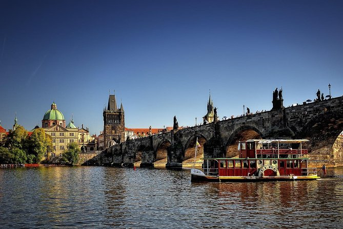 Prague's charming old places tour in Russian language - Key highlights worth marking on your plan