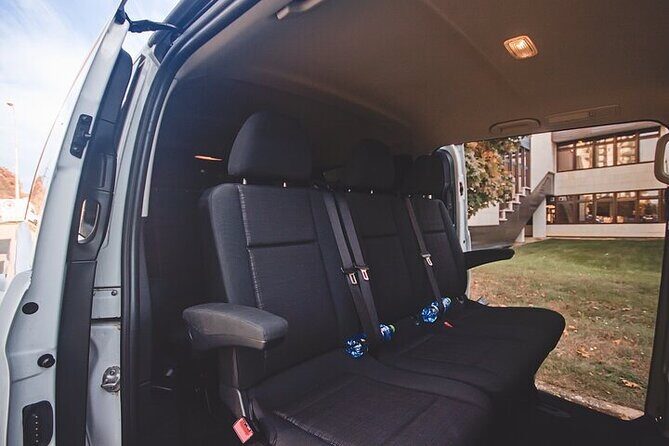 Private ARRIVAL Transfer by MINIVAN Mercedes Vito 8+1pax - Meeting Your Driver at PRG Without the Stress Game